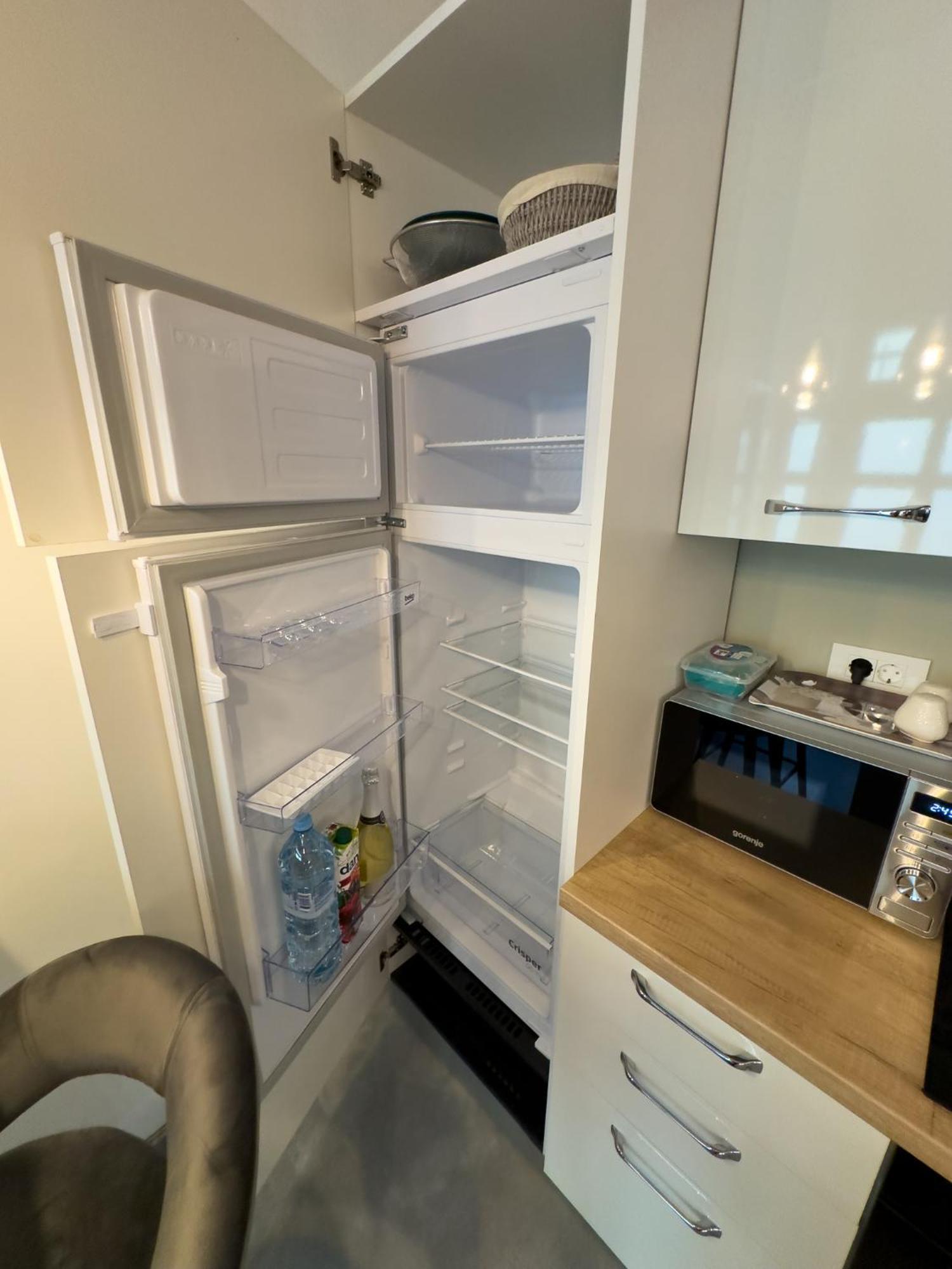 צליה Apartments Adamas מראה חיצוני תמונה